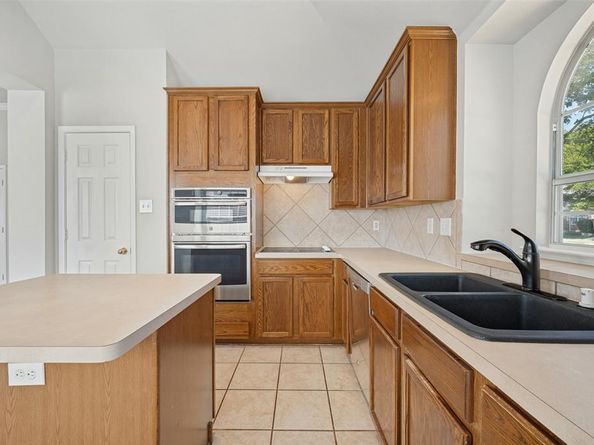 7121  Bryce Canyon Drive , McKinney Texas 75072