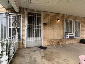 1712  Effie Street , Fort Worth Texas 76105