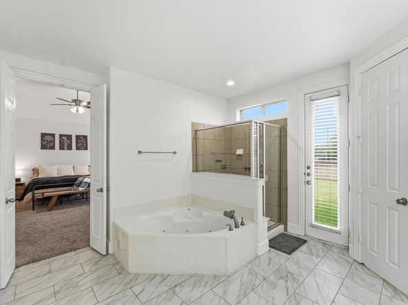 3913  Tidal Drive , Carrollton Texas 75007