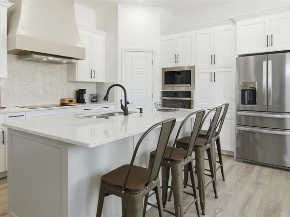 3220 N Houston Street , Fort Worth Texas 76106