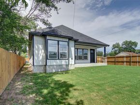 3220 N Houston Street , Fort Worth Texas 76106