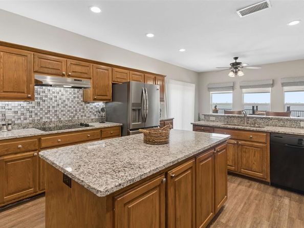 870  Highridge Drive , Lakewood Village Texas 75068