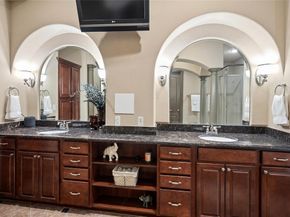 835  Rockingham Drive , Irving Texas 75063