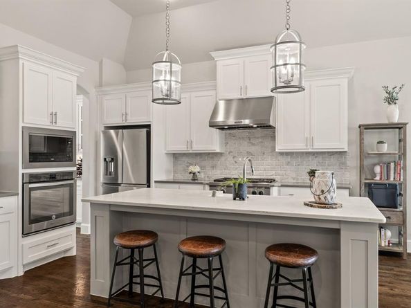 3808  Kennoway  , The Colony Texas 75056