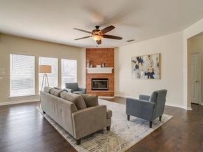 5711  Homestead Road , Arlington Texas 76017