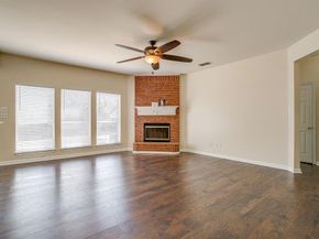 5711  Homestead Road , Arlington Texas 76017