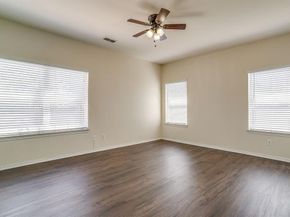 5711  Homestead Road , Arlington Texas 76017