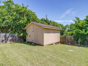 5711  Homestead Road , Arlington Texas 76017