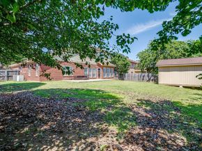 5711  Homestead Road , Arlington Texas 76017