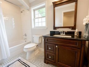 6427  Lakewood Boulevard , Dallas Texas 75214