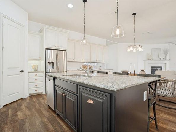 3257  Sky Lane , Celina Texas 75009