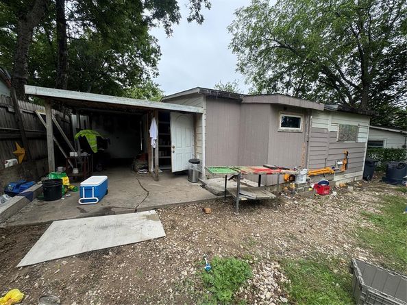 2806 NW Loraine Street , Fort Worth Texas 76106