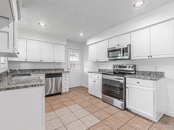 2510  Bluffton Drive , Dallas Texas 75228
