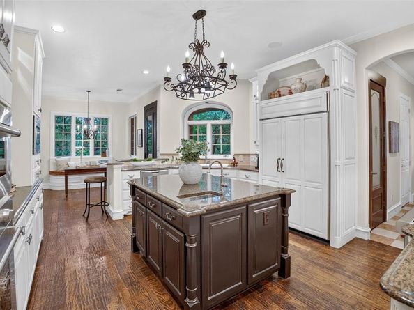 1012  Brae Court , Fort Worth Texas 76111
