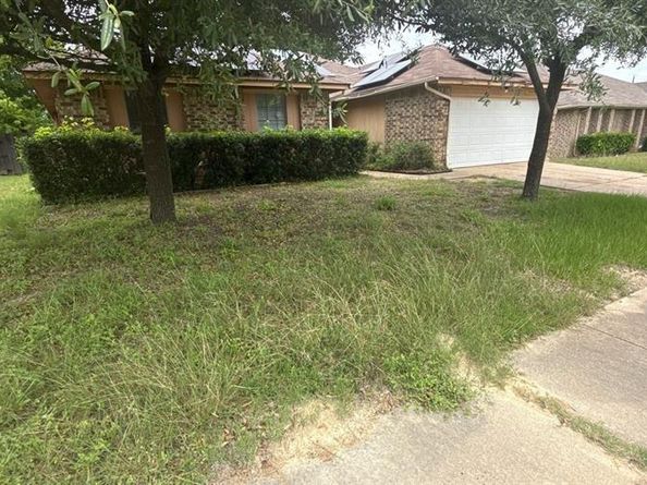 914  Larue Drive , Cedar Hill Texas 75104
