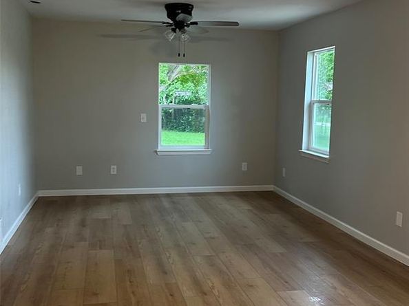 1123  Hansboro Avenue , Dallas Texas 75224