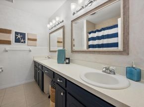 212 S Heights Drive , Crowley Texas 76036
