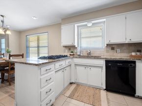 212 S Heights Drive , Crowley Texas 76036
