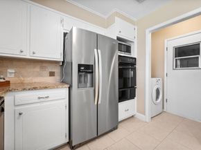 212 S Heights Drive , Crowley Texas 76036