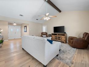 212 S Heights Drive , Crowley Texas 76036