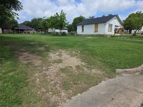 3700 S Main Street , Fort Worth Texas 76110