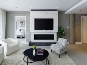 2408  Victory Park Lane  1039, Dallas Texas 75219