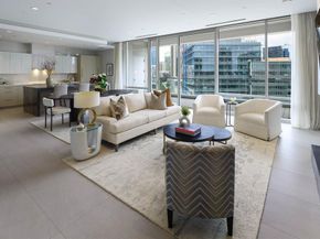 2408  Victory Park Lane  1039, Dallas Texas 75219