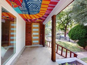 712 W 8th Street , Dallas Texas 75208