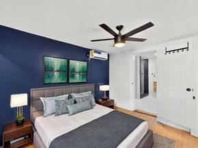 712 W 8th Street , Dallas Texas 75208