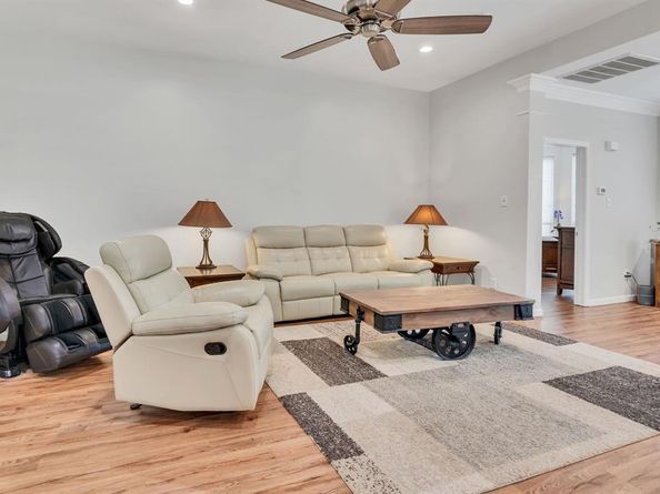 3516  Stone Creek Court , Fort Worth Texas 76137