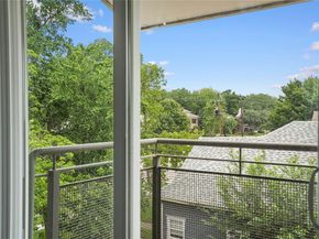 4502  Gaston Avenue  319, Dallas Texas 75246