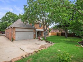 634  Meadowcrest Drive , Highland Village Texas 75077