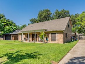 1810  Lakeside Drive , Arlington Texas 76013