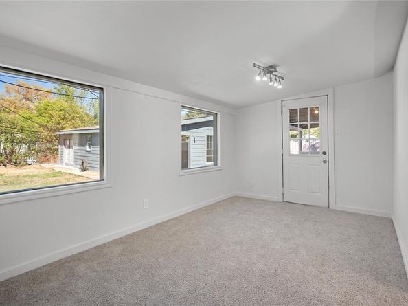 2005  Tisinger Avenue , Dallas Texas 75228