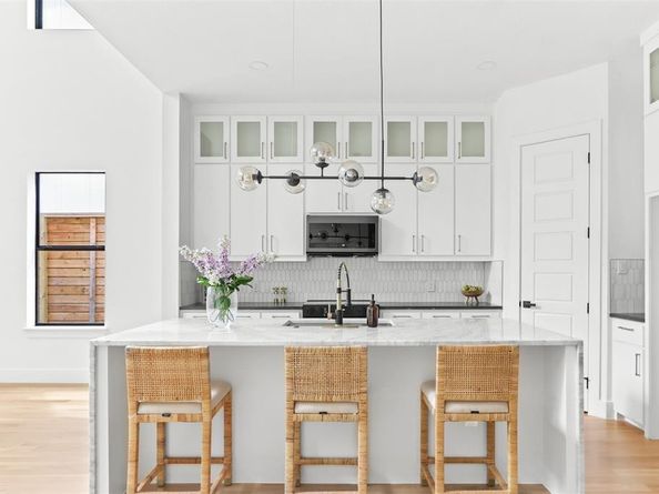 1958  Toronto Street , Dallas Texas 75212