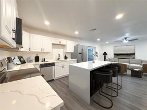 418  Clover Lane , Garland Texas 75043