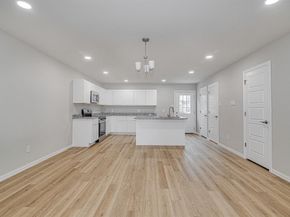 1128 E Broadway Avenue , Fort Worth Texas 76104