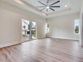 420  Sparks Street , Dallas Texas 75203