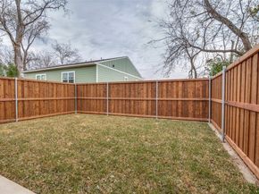 420  Sparks Street , Dallas Texas 75203