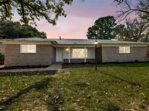 4820  Briarwood Lane , Fort Worth Texas 76103