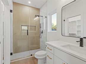 9470  Sandyland Boulevard , Dallas Texas 75217