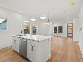 9470  Sandyland Boulevard , Dallas Texas 75217