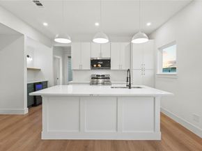 9470  Sandyland Boulevard , Dallas Texas 75217