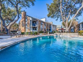 15151  Berry Trail  106, Dallas Texas 75248