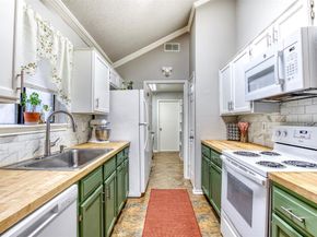 2817  Country Creek Lane , Fort Worth Texas 76123