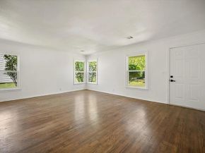 5048  Cedar Hill Road , Fort Worth Texas 76116