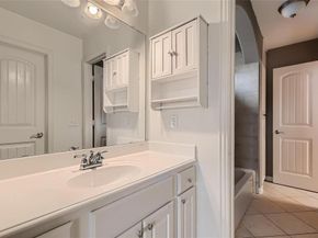 1124  Grant Avenue , Lantana Texas 76226