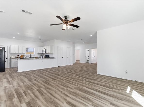 408  Susan Drive , Kennedale Texas 76060