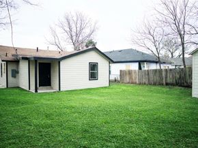 1220 E Bessie Street , Fort Worth Texas 76104