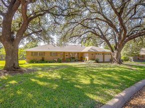 4704  Westlake Drive , Fort Worth Texas 76132